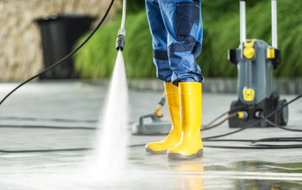 Best Concrete Pressure Washing  in Meadow Glade, WA